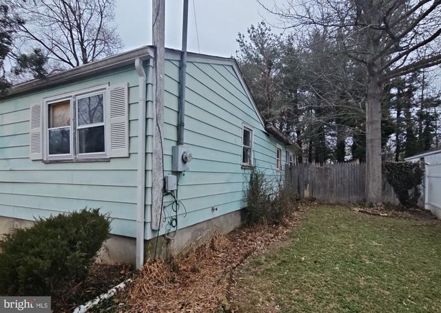 404 ROSEWOOD AVE, Vineland, NJ 08360