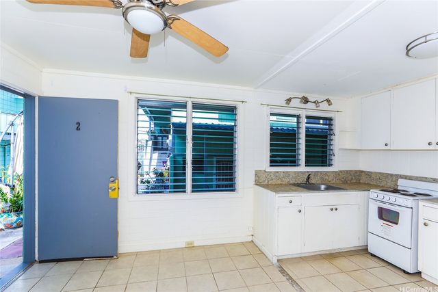 48 N School Street, Honolulu, HI 96817