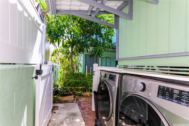 48 N School Street, Honolulu, HI 96817