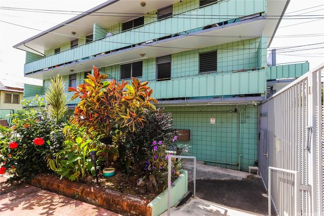 48 N School Street, Honolulu, HI 96817
