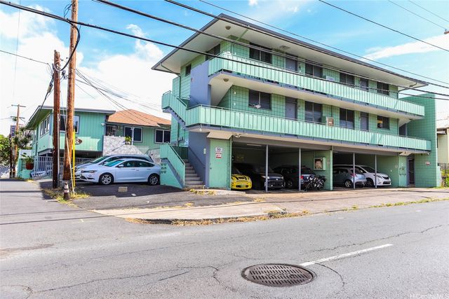 48 N School Street, Honolulu, HI 96817