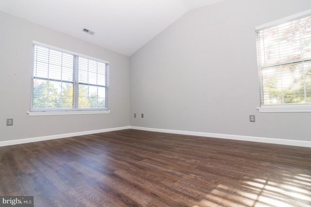 721 WALDEN CIR, Robbinsville, NJ 08691