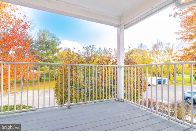 721 WALDEN CIR, Robbinsville, NJ 08691
