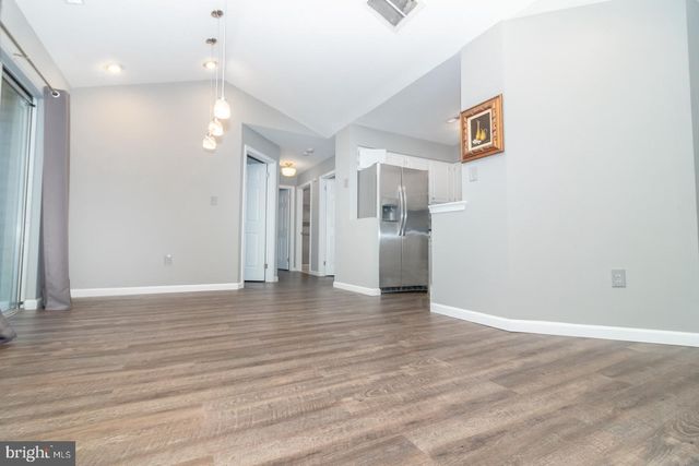 721 WALDEN CIR, Robbinsville, NJ 08691