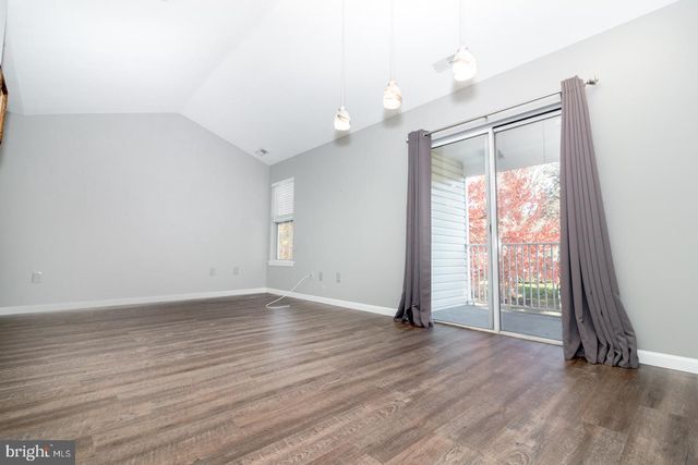 721 WALDEN CIR, Robbinsville, NJ 08691