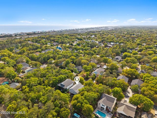 116 NW 2nd Street, Oak Island, NC 28465