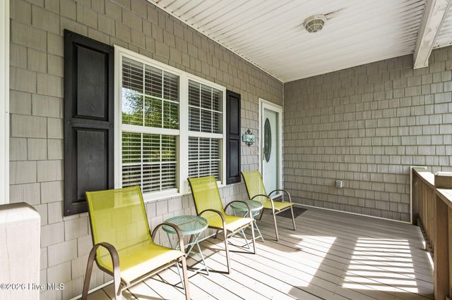 116 NW 2nd Street, Oak Island, NC 28465