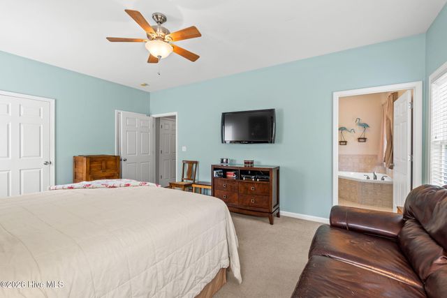 116 NW 2nd Street, Oak Island, NC 28465