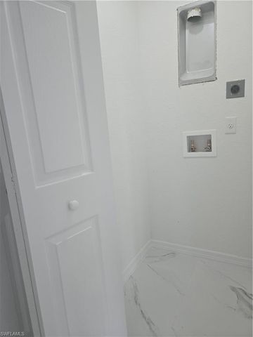 2707 30th ST SW, Lehigh Acres, FL 33976