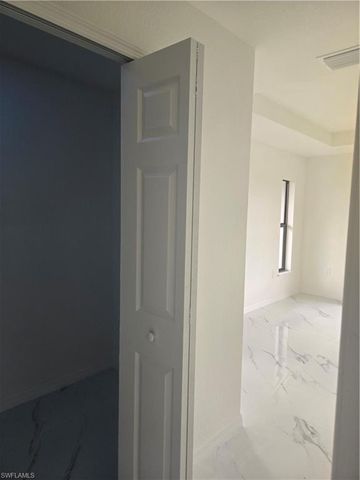 2707 30th ST SW, Lehigh Acres, FL 33976