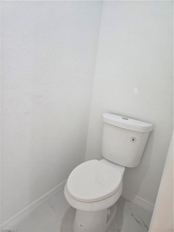 2707 30th ST SW, Lehigh Acres, FL 33976