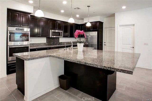 5621 Avocet Drive, Jurupa Valley, CA 91752