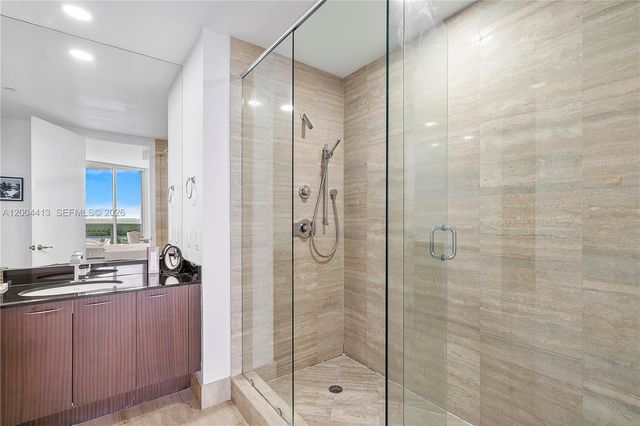 15811 Collins Avenue 1205, Sunny Isles Beach, FL 33160