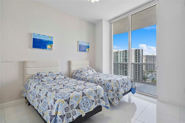 15811 Collins Avenue 1205, Sunny Isles Beach, FL 33160