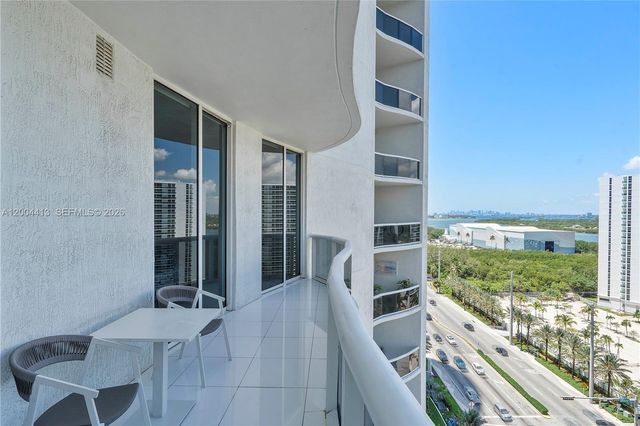 15811 Collins Avenue 1205, Sunny Isles Beach, FL 33160