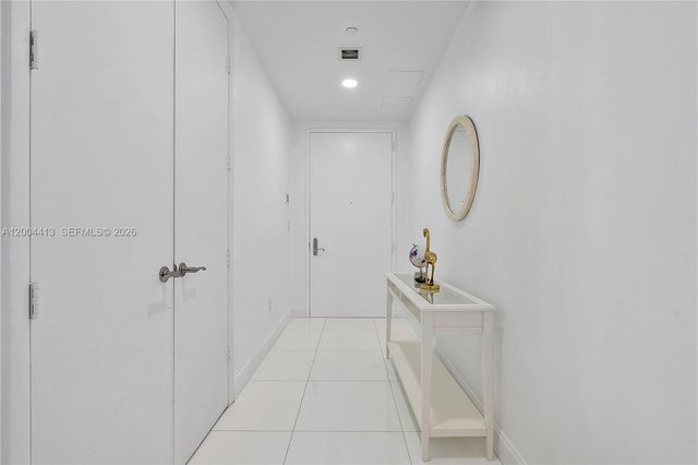 15811 Collins Avenue 1205, Sunny Isles Beach, FL 33160