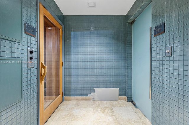 15811 Collins Avenue 1205, Sunny Isles Beach, FL 33160