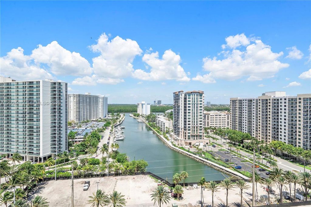 15811 Collins Avenue 1205, Sunny Isles Beach, FL 33160