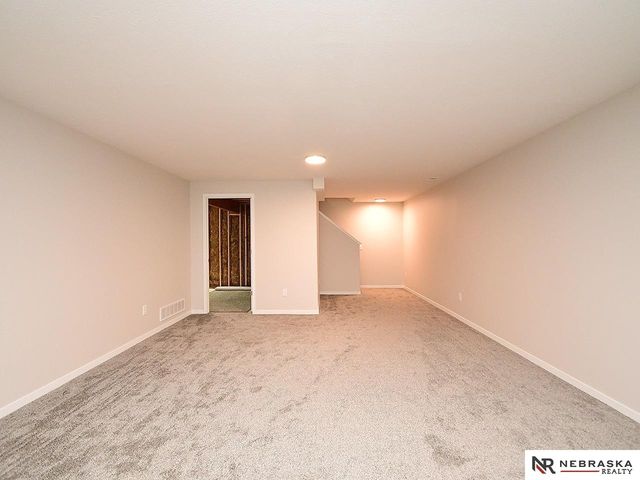 248 Half Moon Drive, Lincoln, NE 68527