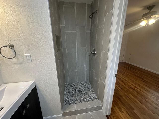 704 Clebud Drive, Euless, TX 76040