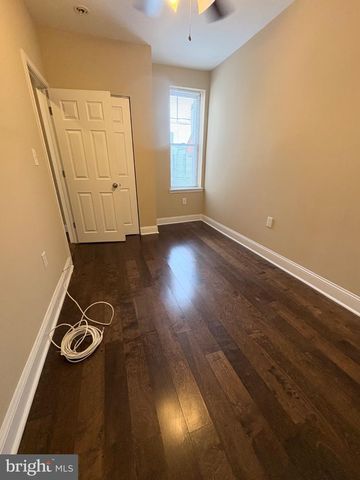 2524 S DARIEN ST, Philadelphia, PA 19148
