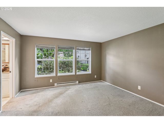 8410 Sw CURRY Dr B, Wilsonville, OR 97070