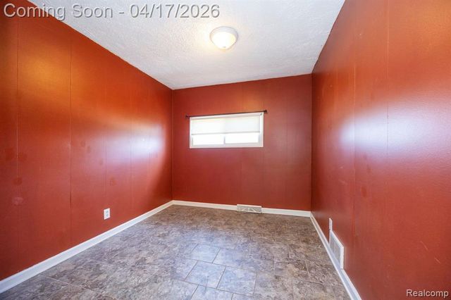 13750 Flanders Street, Southgate, MI 48195