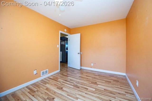 13750 Flanders Street, Southgate, MI 48195