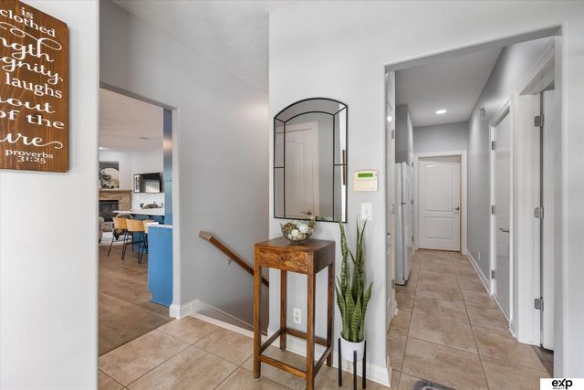 12228 Ida Plaza, Omaha, NE 68142