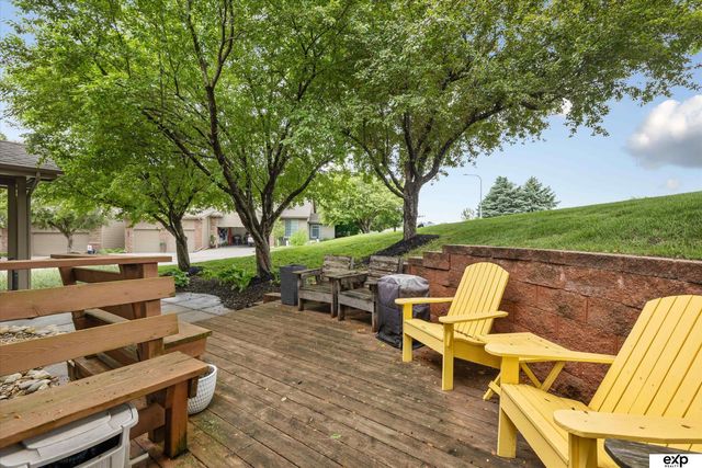 12228 Ida Plaza, Omaha, NE 68142