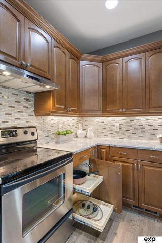 12228 Ida Plaza, Omaha, NE 68142