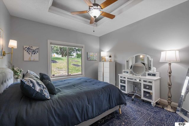 12228 Ida Plaza, Omaha, NE 68142