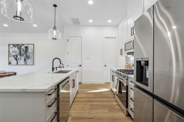 3117 Evella Street, Houston, TX 77026