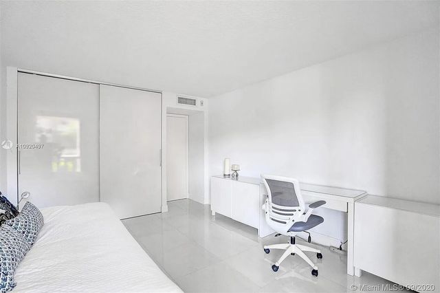 1350 River Reach Drive 115, Fort Lauderdale, FL 33315