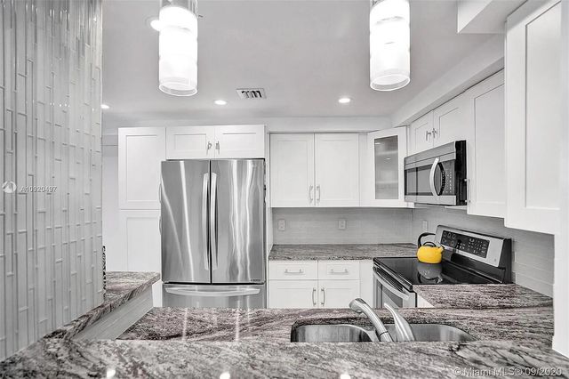 1350 River Reach Drive 115, Fort Lauderdale, FL 33315