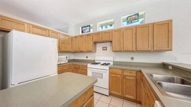 12228 WINDING WOODS WAY, Lakewood Ranch, FL 34202