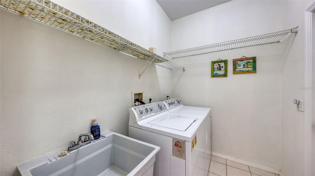 12228 WINDING WOODS WAY, Lakewood Ranch, FL 34202