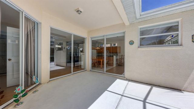 12228 WINDING WOODS WAY, Lakewood Ranch, FL 34202