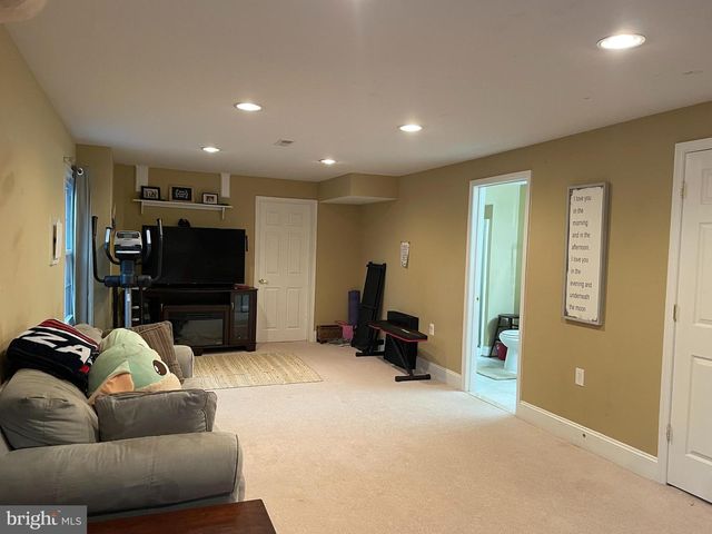 20671 STILLPOND CT, Ashburn, VA 20147
