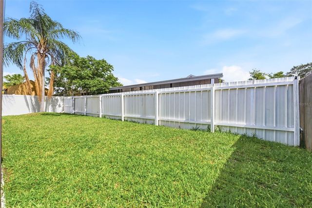 154 HIDDEN SPRINGS CIRCLE, Kissimmee, FL 34743