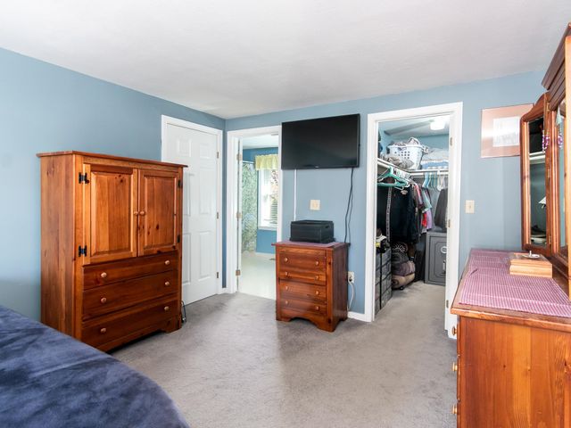 3 Wright Road, Nashua, NH 03064