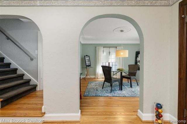 762 W Oakridge Street, Ferndale, MI 48220