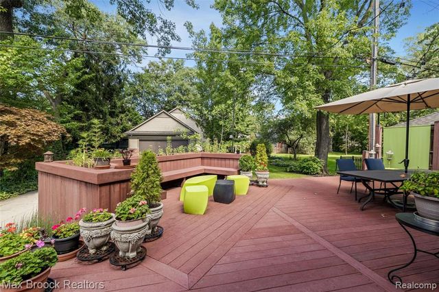 762 W Oakridge Street, Ferndale, MI 48220
