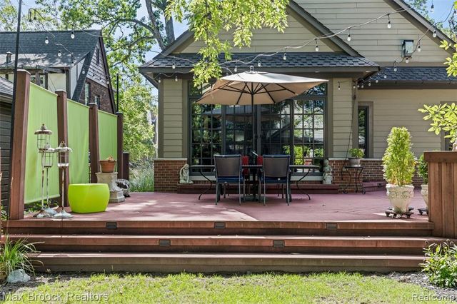 762 W Oakridge Street, Ferndale, MI 48220