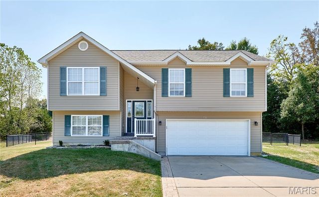 381 Gardenia Drive, Troy, MO 63379