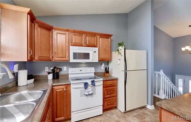 381 Gardenia Drive, Troy, MO 63379