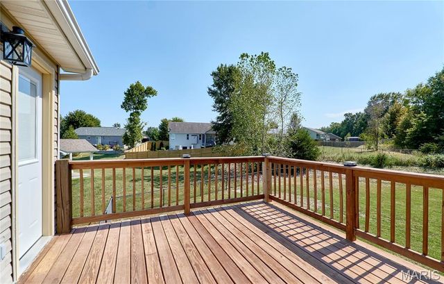 381 Gardenia Drive, Troy, MO 63379