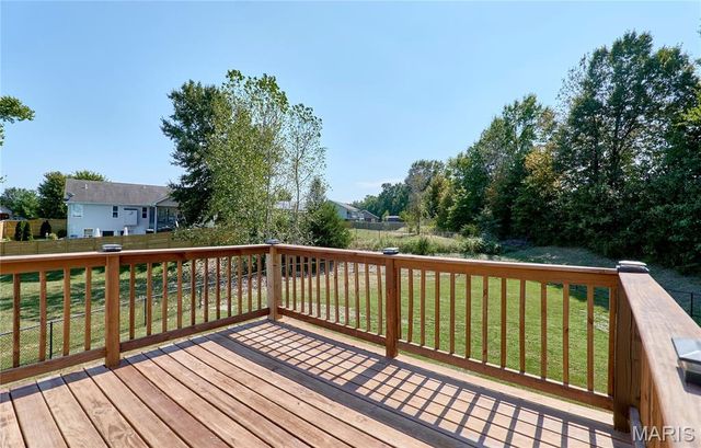 381 Gardenia Drive, Troy, MO 63379