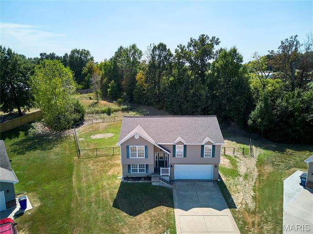381 Gardenia Drive, Troy, MO 63379