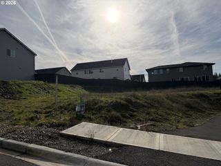 3611 Ne 171ST Way, Vancouver, WA 98686